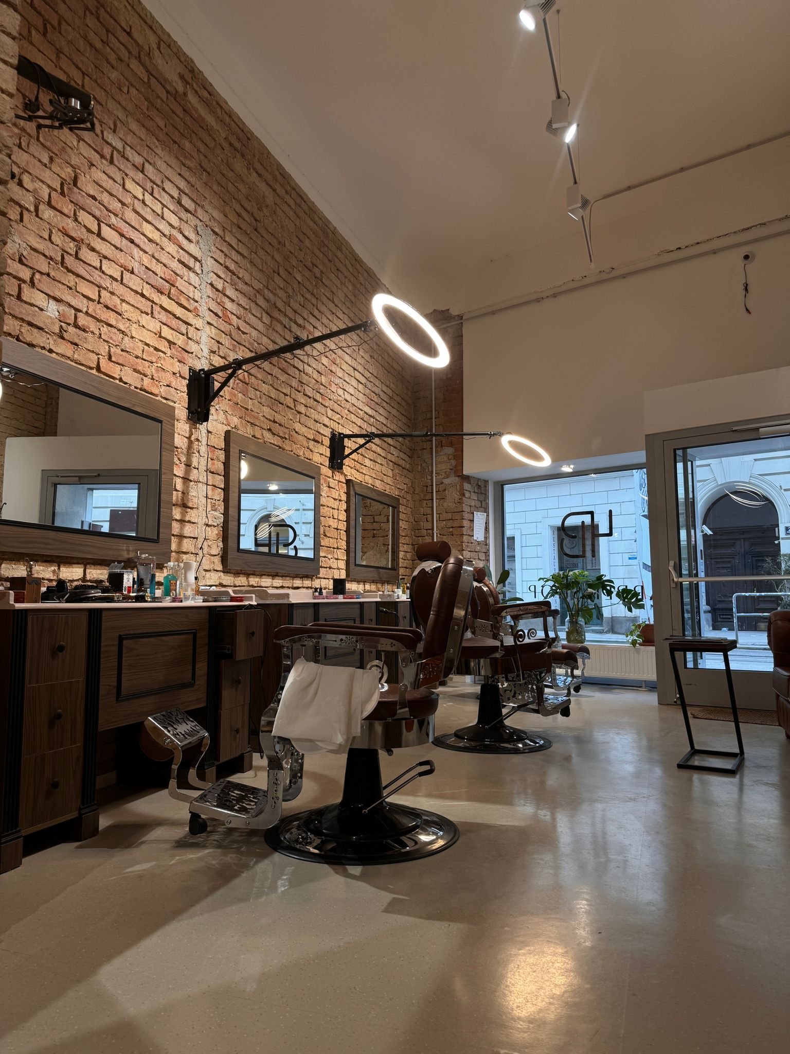 4B Barbershop Galerie Bild 1